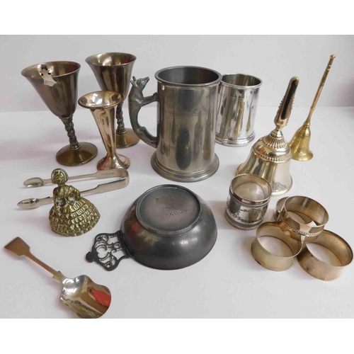 166 - Mixed metal ware including - silver plate, brass & pewter