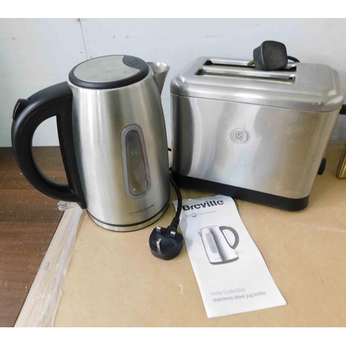 574 - Breville kettle and Kenwood toaster - unchecked w/o