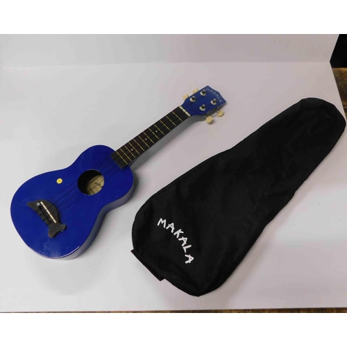 14 - Makala Ukulele & case - Model MS/SD BL 1204