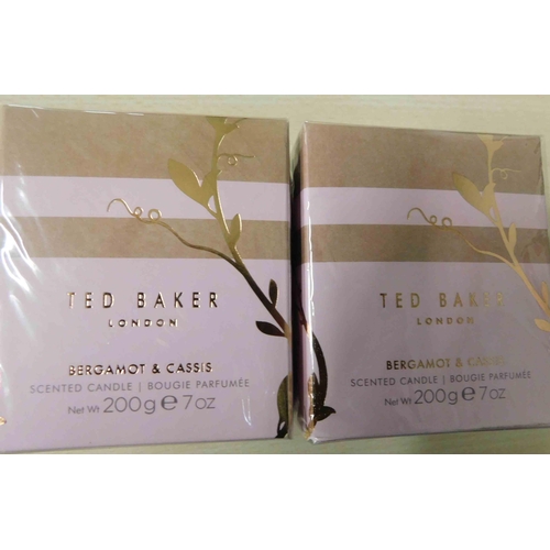 723A - 2x 200g Ted Baker scented candles both bergamot and cassis