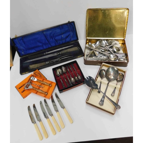 91 - Cutlery including - carving set