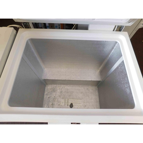 532 - Whirlpool deep chest freezer W/O