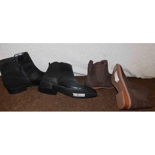 553 - 2x New pairs of boots, Evans size 6 and brown suede size 5