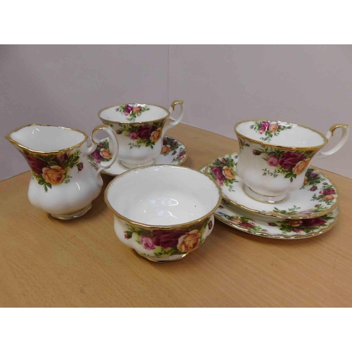 57 - Royal Albert - Old Country Roses - trio/milk jug & sugar bowl