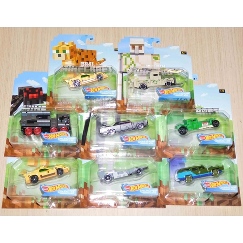 573 - 8x Hot Wheels Minecraft full set of 7 plus 1 extra