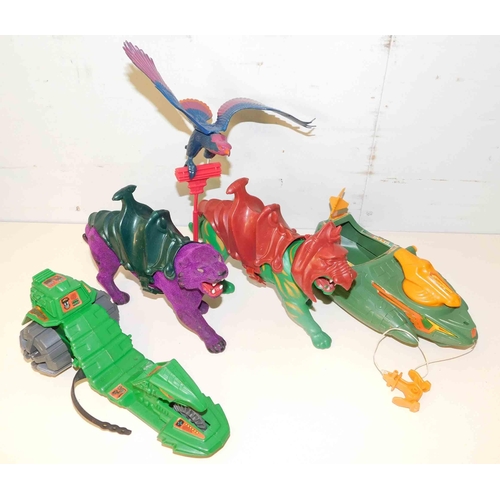 716 - Large selection of He-Man and Masters of the Universe vintage action figures incl. vehicles, accesso... 