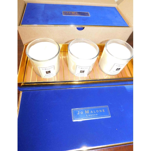 746 - 2x Jo Malone trio candle sets in velvet presentation box (3 per box)