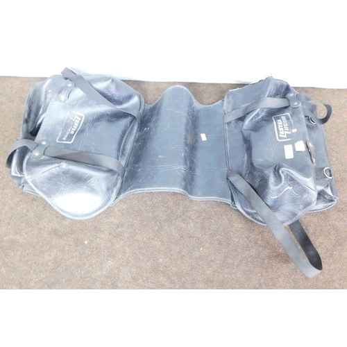 812 - Motor bike seat saddle (luggage)