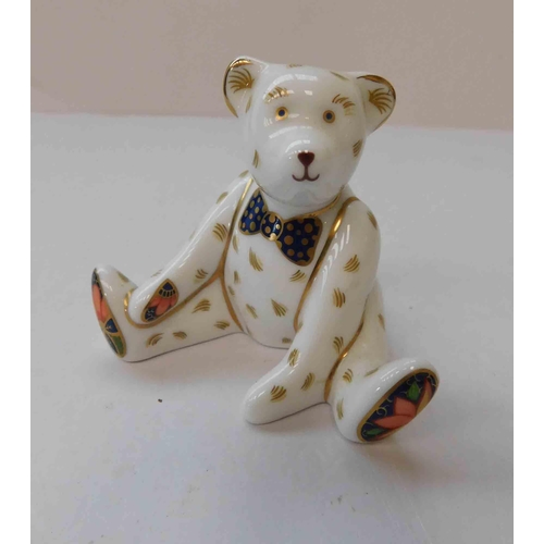 104 - Royal Crown Derby teddy bear - no stopper  2 1/2