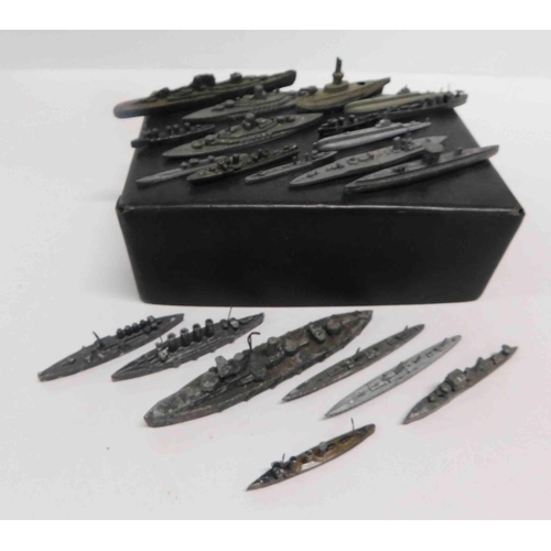 212 - Vintage - lead/metal toy battleships