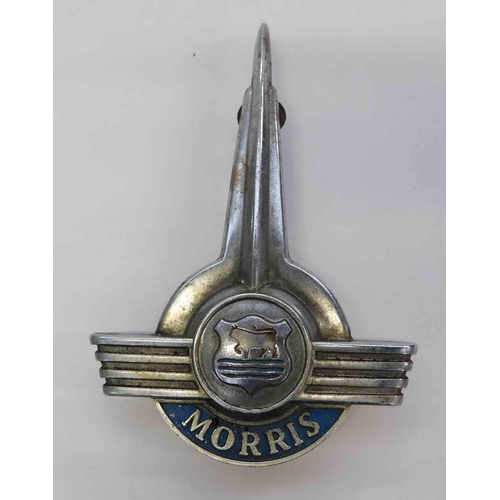 117 - Morris - car badge