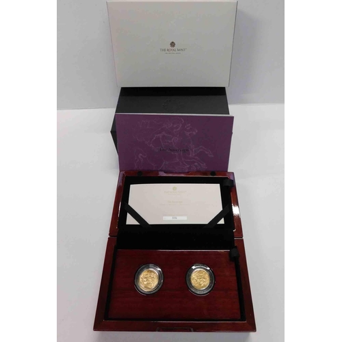 235 - Royal Mint - George V - Two 22ct Gold Sovereign coin set with box & certificate