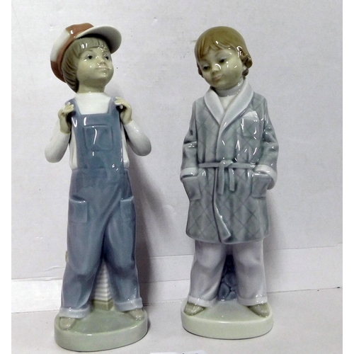 104 - Lladro - Boy in bathrobe Model No. 4900 - & Boy from Madrid with accordion retired 4890 - no damage