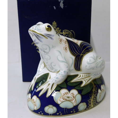 23 - Royal Crown Derby - Frog money box - no damage