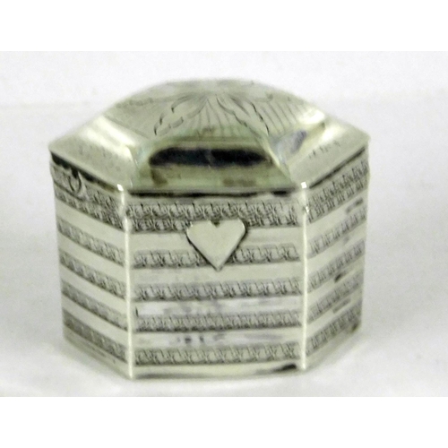 40 - Sterling silver - snuff/pill box with bright cut decoration