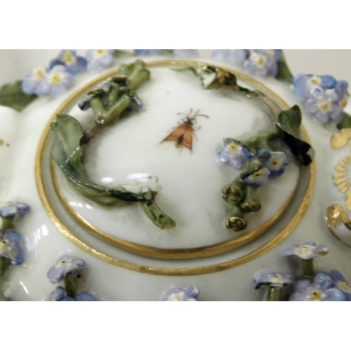 43 - Meissen - small teapot & jug - crossed swords mark from 1815 - slight wear to leaves, iris flowers e... 