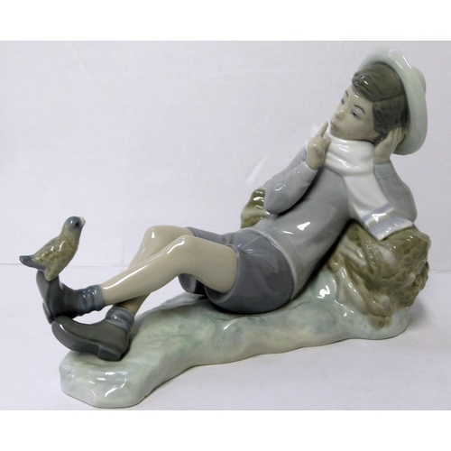 56 - Lladro - Shepard boy with bird Model No. 4730 issued 1970/1975 - no damage