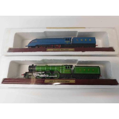 41 - LNER - Flying Scotsman & A4 class Mallard models