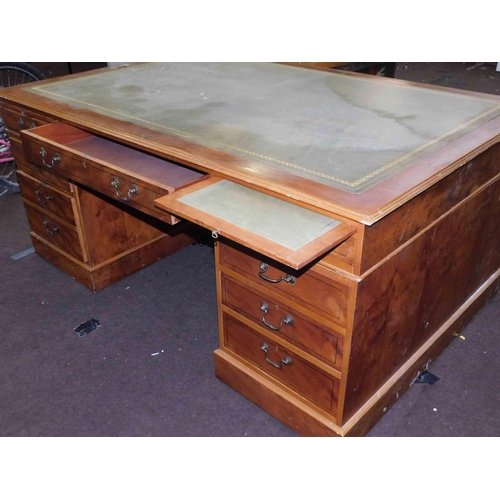 544 - Large leather topped double sided office desk