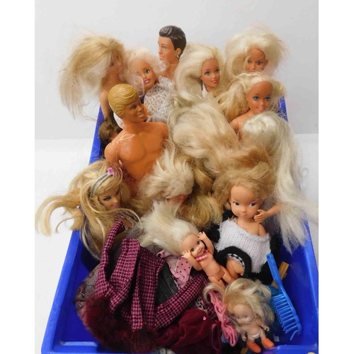 73 - Barbie & vintage - dolls & accessories