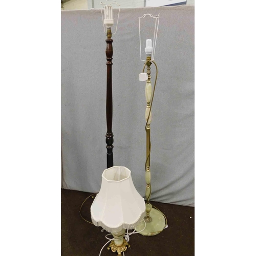 804 - Two floor lamps and a table lamp - unchecked - no buyer commission - bidding from £1 - all proceeds ... 