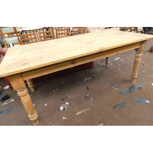 541 - Solid pine farmhouse style table