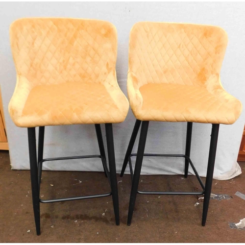 551 - 2x Wahson bar stools - assembled