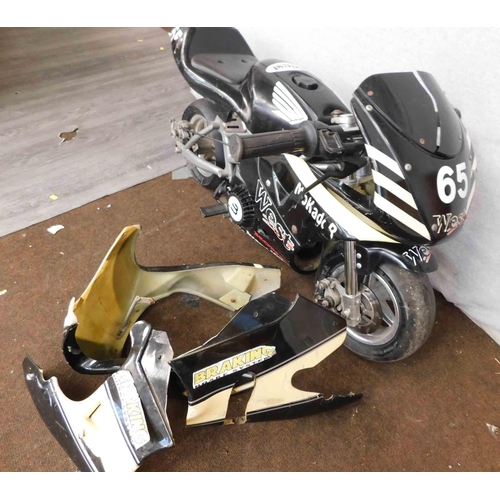 555 - 50cc Mini motorbike - unchecked