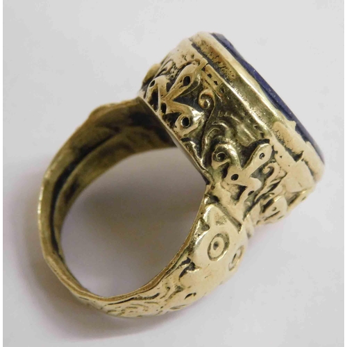 125 - Antique - gold tone - Islamic Lapis Lazuli stamp ring