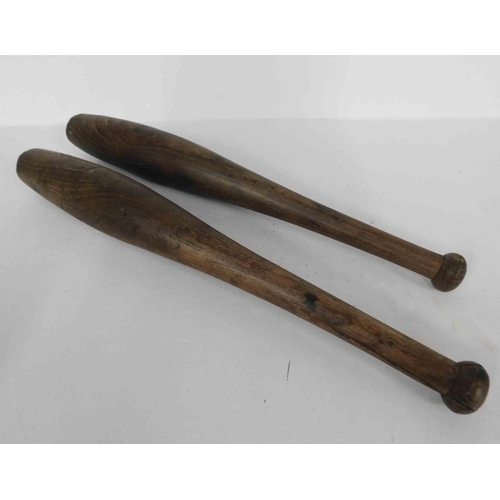 166 - 1940s - Exercise batons