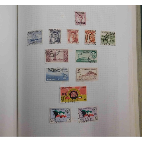 170 - Album of Commonwealth stamps