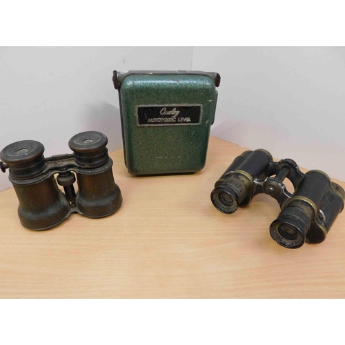 195 - Vintage binoculars & Cowley automatic level