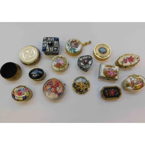 232 - Mixed - trinket boxes