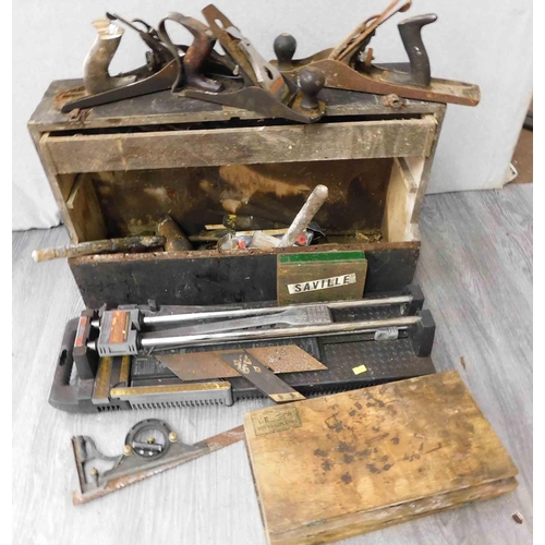 509 - Carpenters tool box and selection of tools