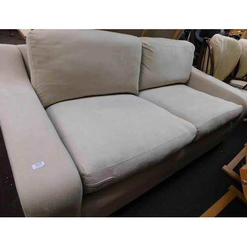 625 - Pull out 2 seater bed settee