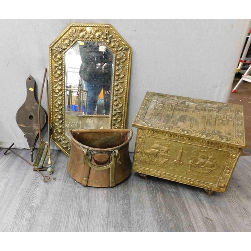 650 - Selection of copper and brass items incl. brass framed mirror and bellows