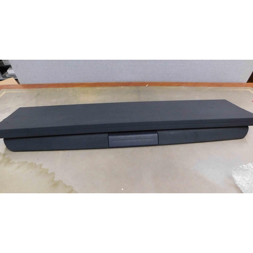 759 - Parcel shelf (foldable) for Range Rover