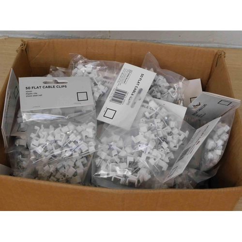 526 - Box of flat cable clips - in packs of 50