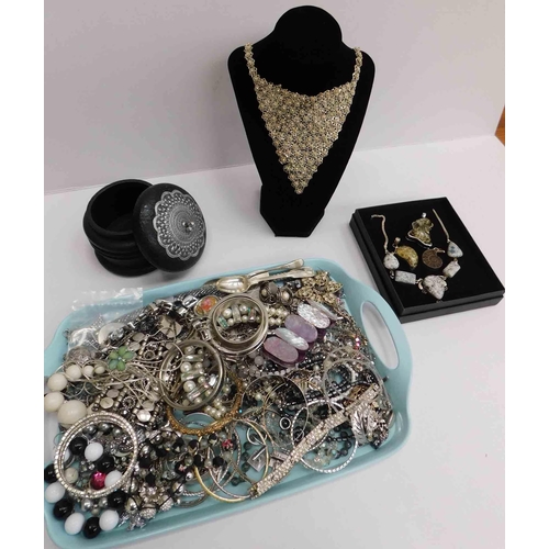 82 - Costume jewellery & box