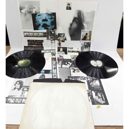 15 - The Beatles - White album 0457772 with poster - stereo...