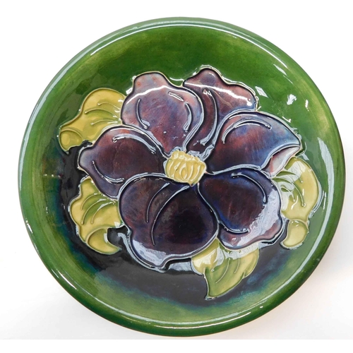 214 - Moorcroft - Hibiscus pattern dish - 19cm diameter