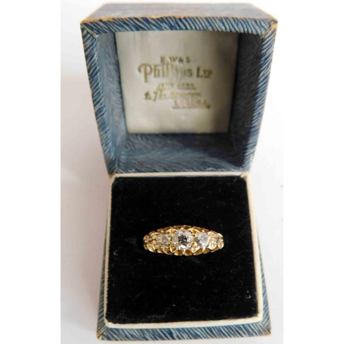 222 - Antique - 18ct gold - Five Diamond set ring - size N weight 4g