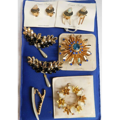 245 - Mixed jewellery