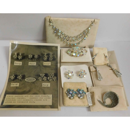 259 - Mixed - vintage jewellery