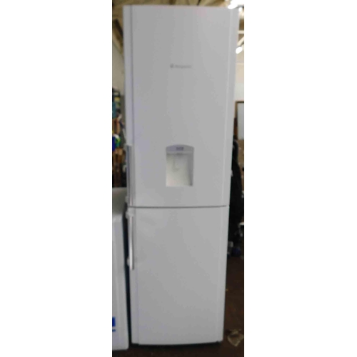 545 - Hotpoint fridge freezer with water dispenser w/o