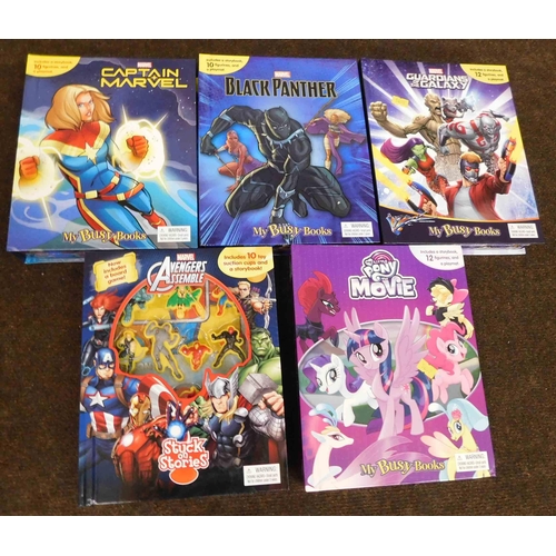 564 - 5x New Busy books incl. story book figurines and a play mat