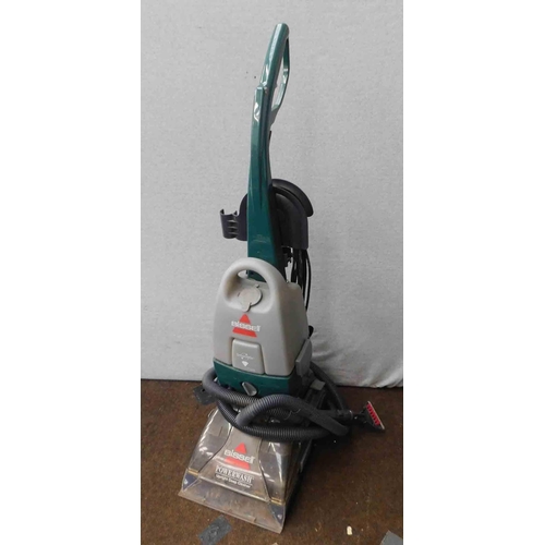 800 - Bissell power wash carpet cleaner W/O