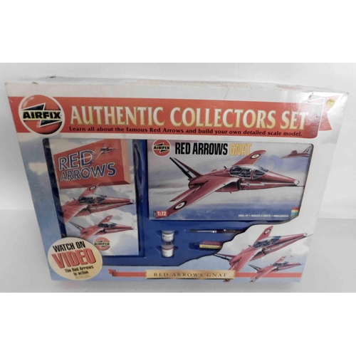 23 - Airfix Red Arrows GNAT - Collectors Model Set