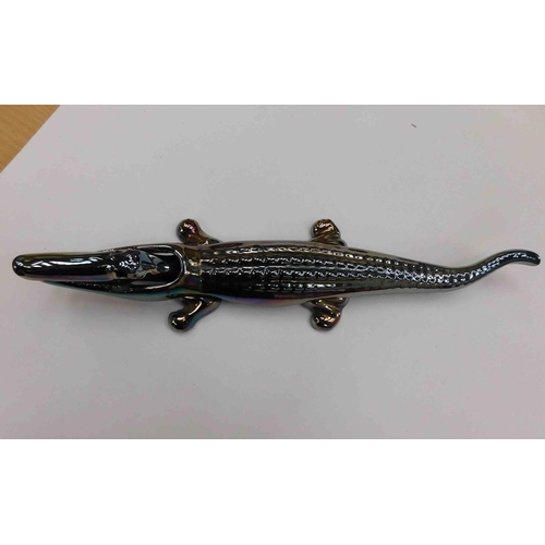 127 - Lustre - crocodile nut cracker