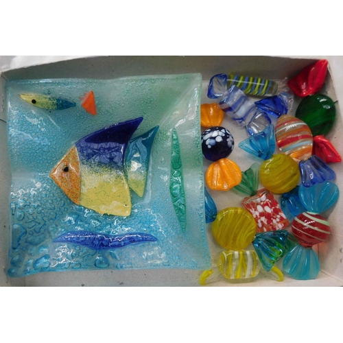 23 - Murano glass - dish & sweets